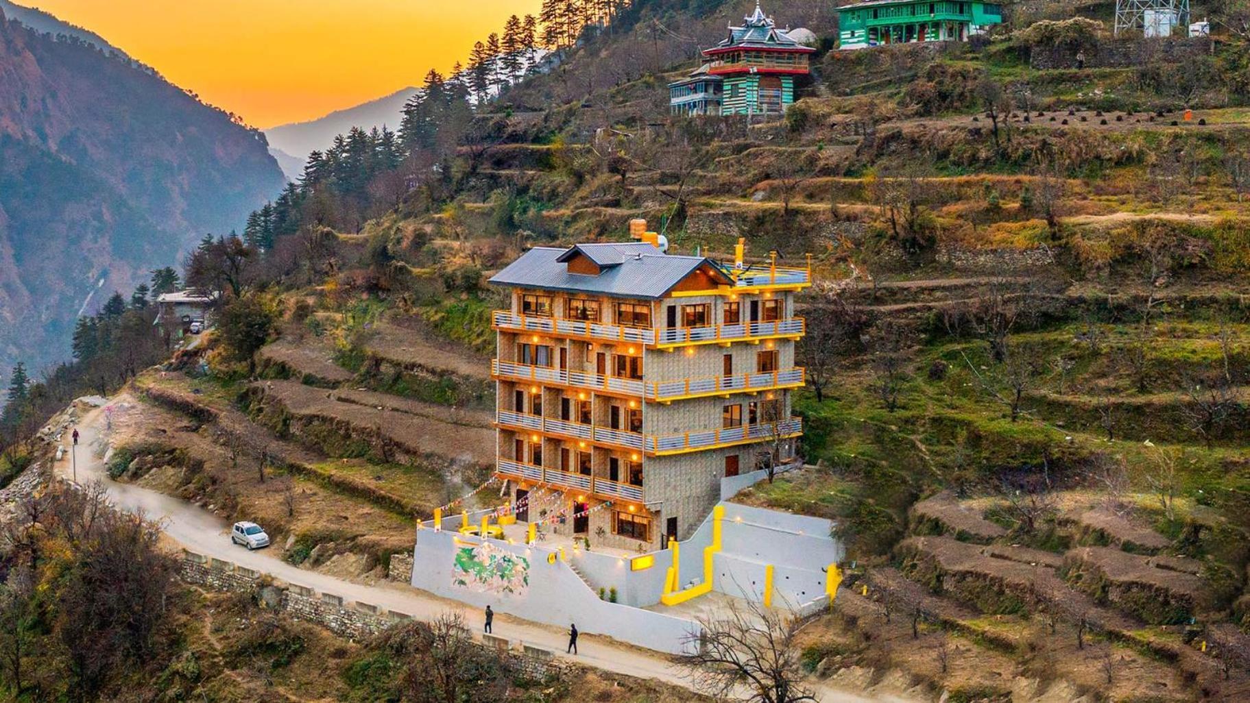 The Hosteller Tirthan Valley Gushaini Zewnętrze zdjęcie